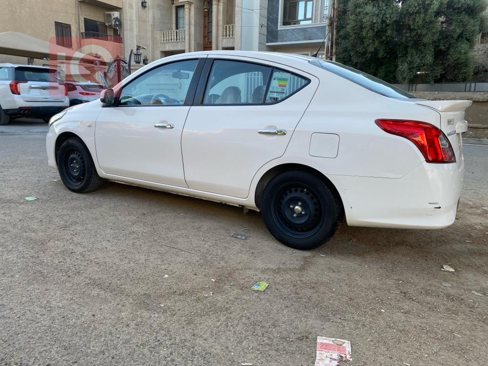 Nissan Sunny